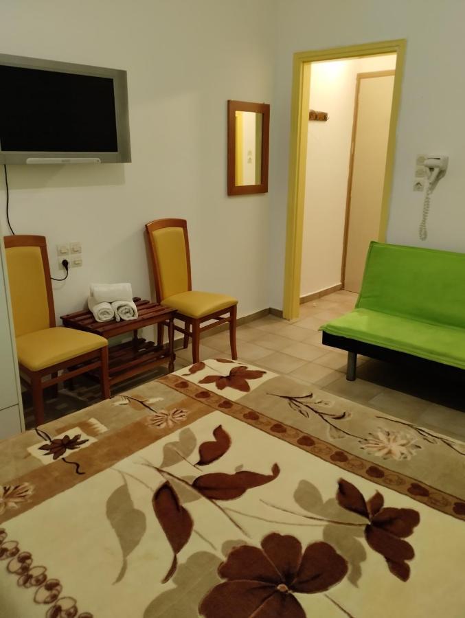 Pantheon Hotel Kamena Vourla Luaran gambar